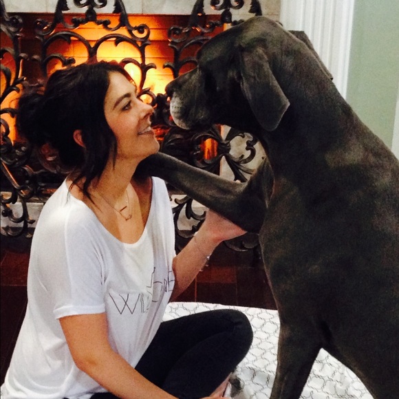 Meet your Posher, Lauren - Picture 3 of 4